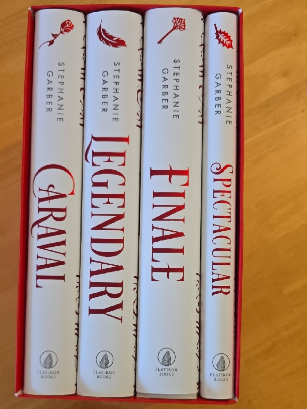 Caraval Holiday Collection - Picture 2 of 10